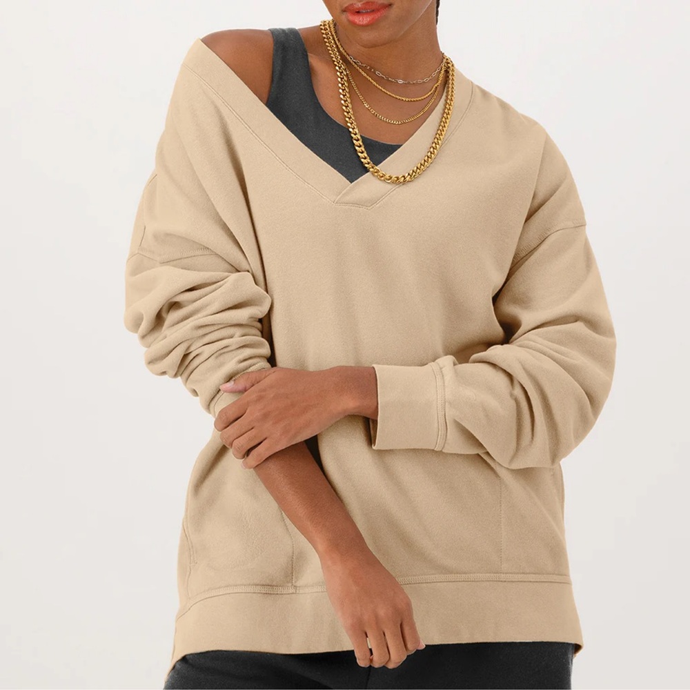WOMEN'S CHAMPION OVERSIZED V-NECK PULLOVER